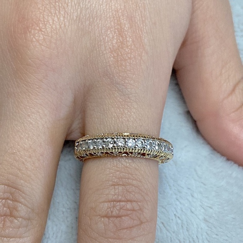 Beaut 14k Solid Gold and 44 Diamonds - Picture 11 of 16